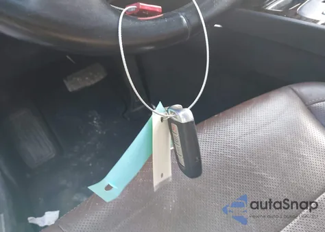 2013 Hyundai Genesis 3.8 z USA, uszkodzony, nr VIN KMHGC4DD4DU225137